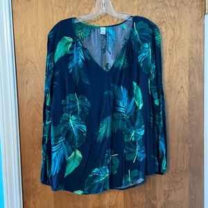 Old Navy leaf print blouse